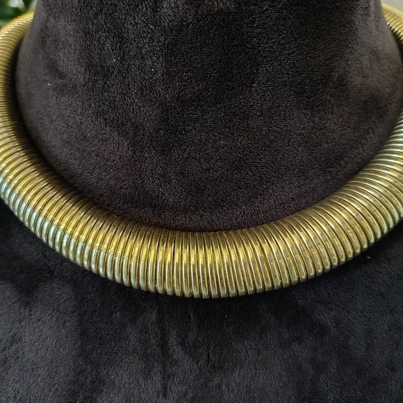 VTG 80s Omega Statement Gold Tone Stunning Tubular Collar Choker 20" Necklace - Picture 2 of 5